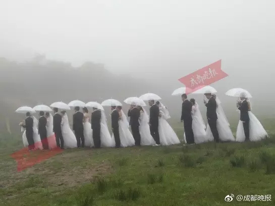 Hot group wedding picture turns to be a hoax