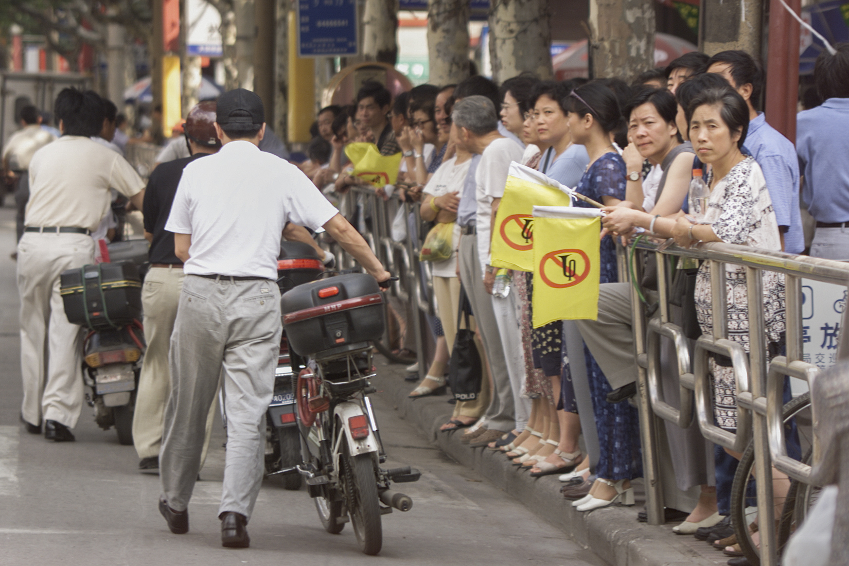 50,000 Shanghai students set to take college entrance examination