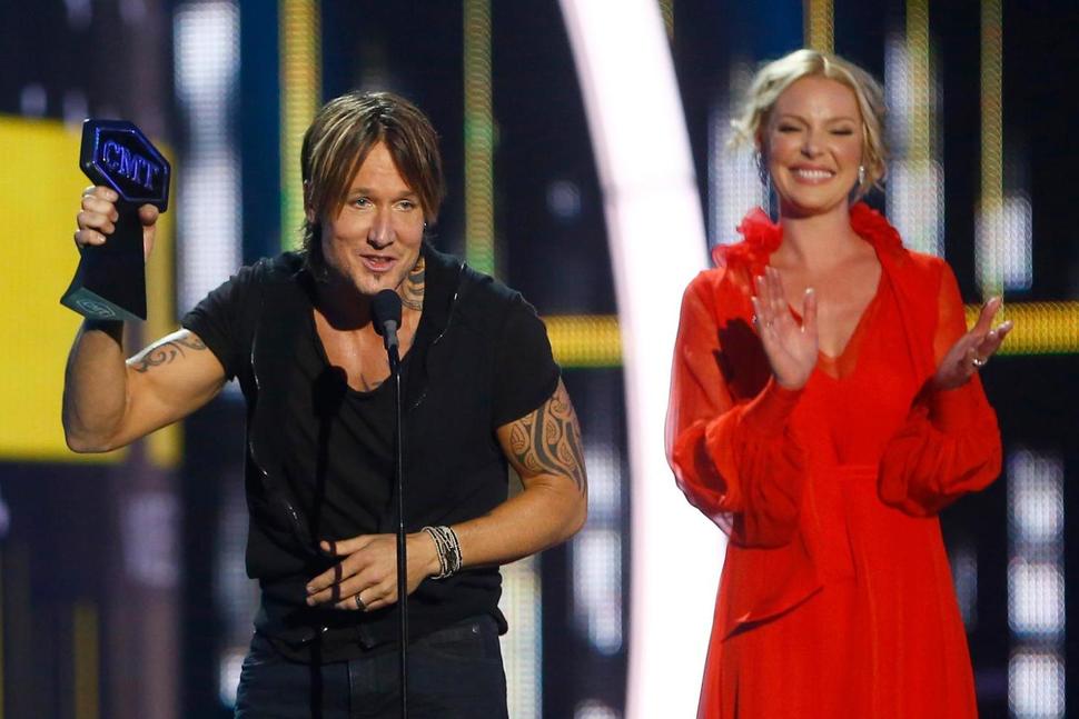 Keith Urban wins big at CMT Awards, Underwood makes history