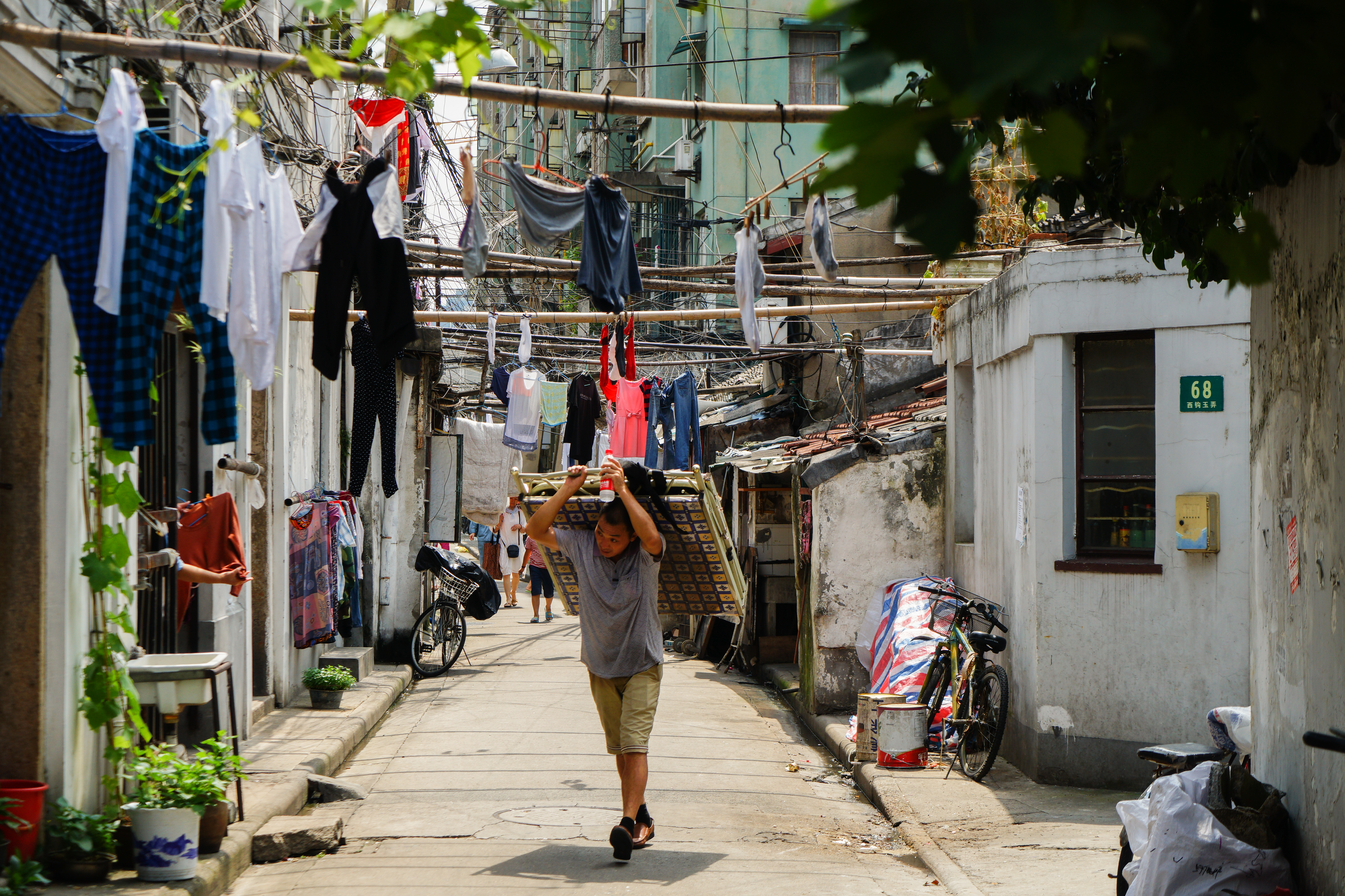 How to beat the summer heat in Shanghai without an air conditioner