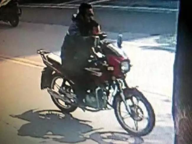 Motorcyclist runs over boy, ditches him on way to hospital