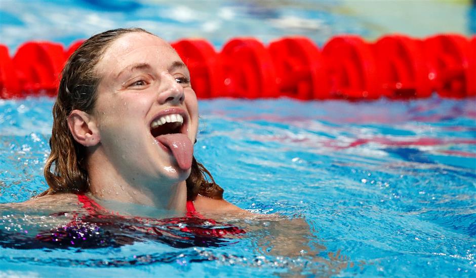 Emotional Hosszu retains 200m IM world title