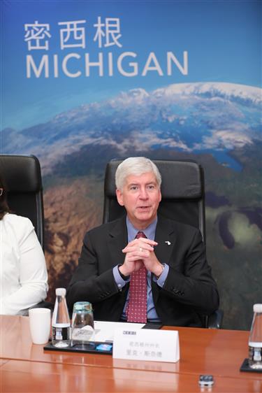 Michigan governor visits Shanghai on last leg of tour to boost trade