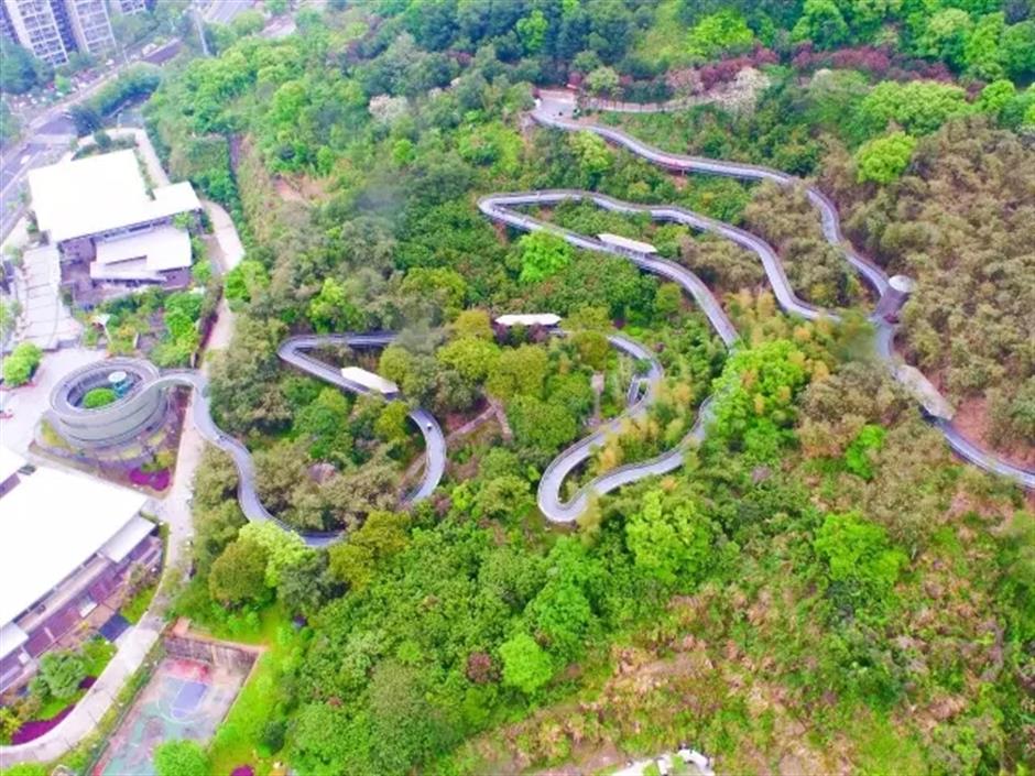 Eco sky walk to welcome walkers, and support nature, in Fuzhou