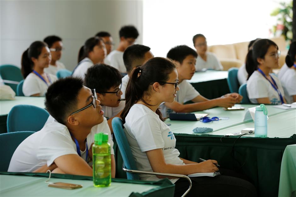 Children meet boffins at summer camp