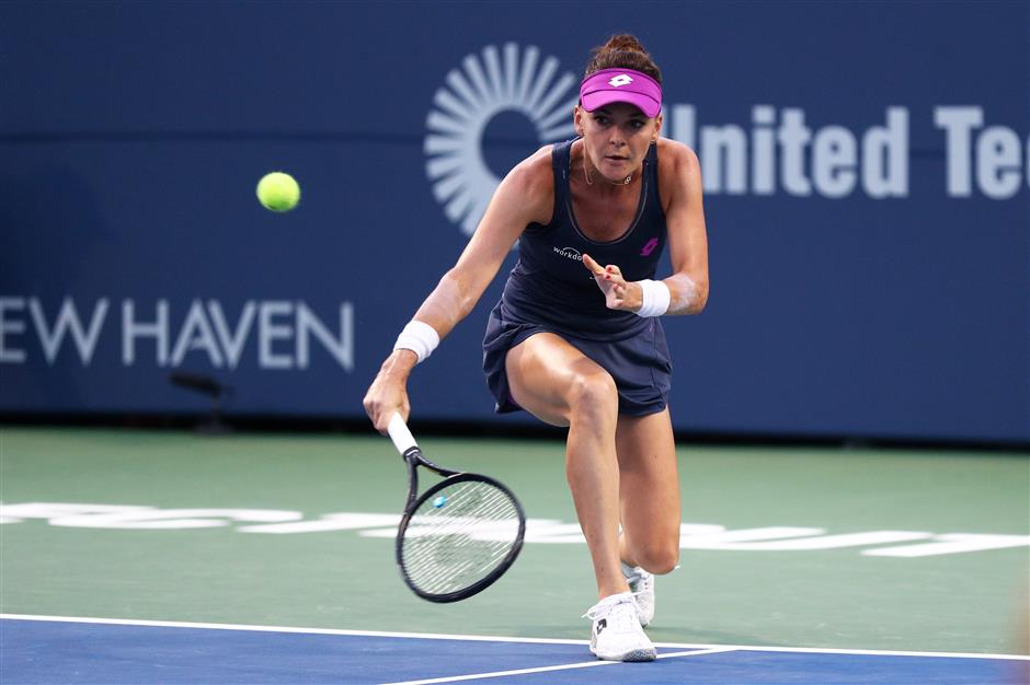 Top seed Radwanska gets past Bouchard at Connecticut Open