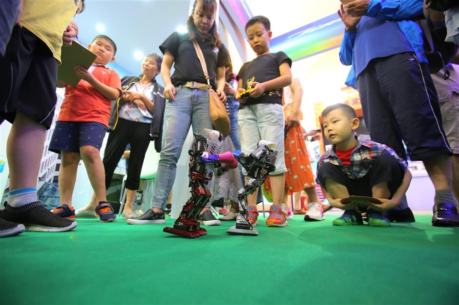 Popular science products expo gives a glimpse into the future