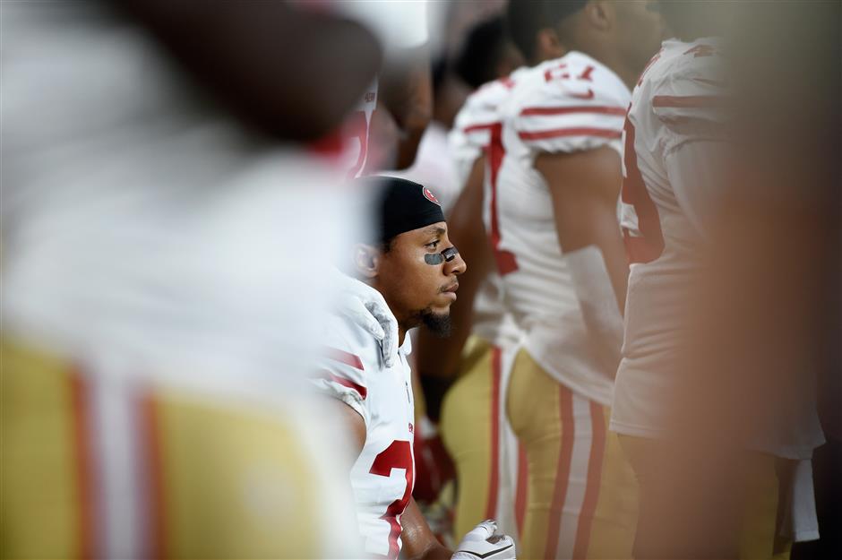 Reid resumes anthem kneeling protest ahead of 49ers preseason game at Vikings