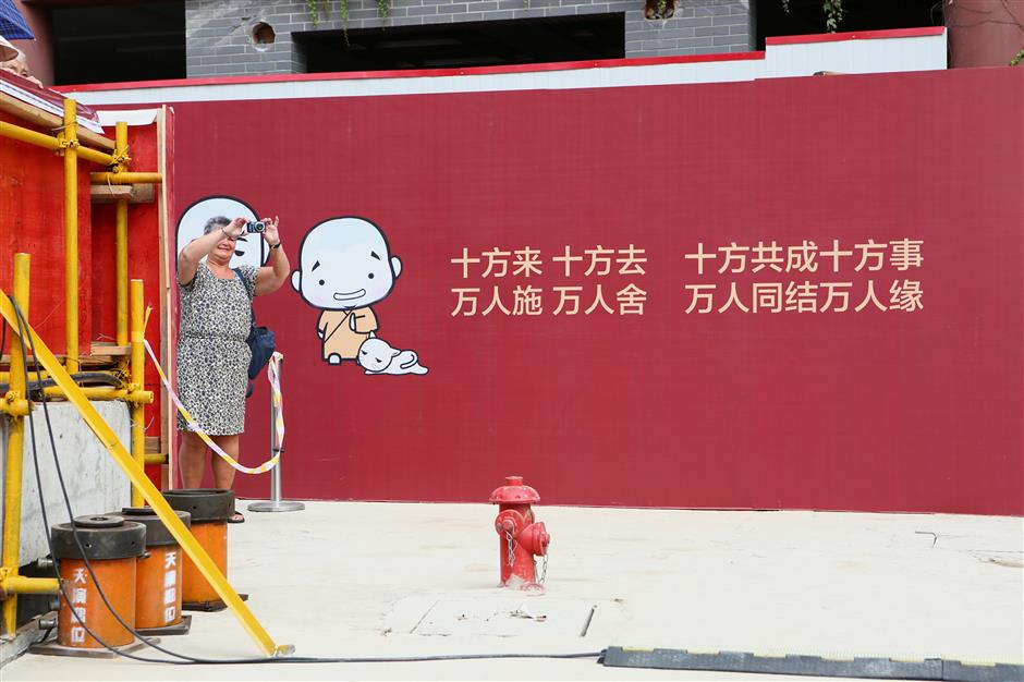 Statues still standing in Jade Temple move