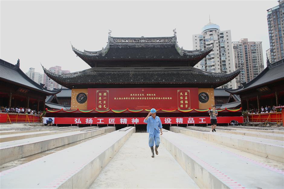 Statues still standing in Jade Temple move