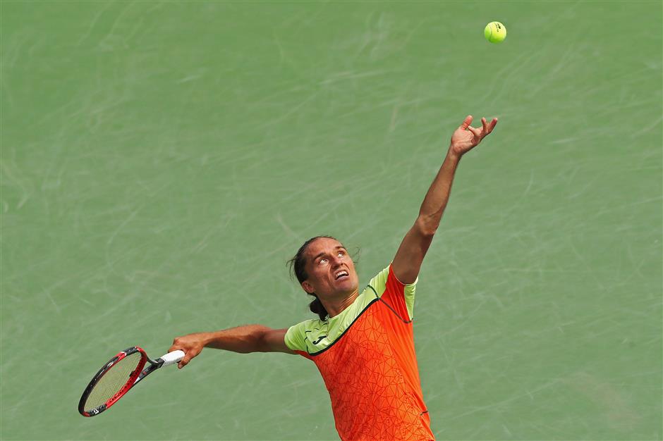 With match elsewhere under scrutiny, Dolgopolov faces Nadal