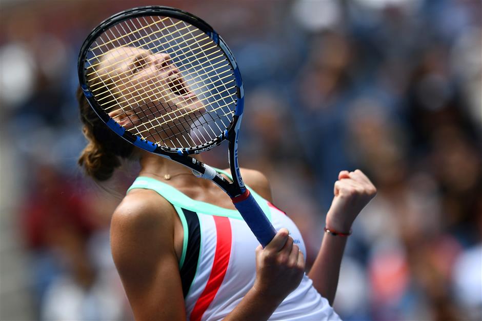 Pliskova holds off Zhang as No. 1 spot hangs by thread at US Open