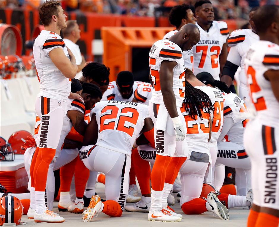 Cleveland police to skip Browns' NFL ceremony in protest