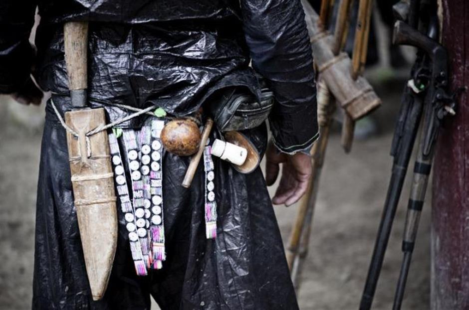 China's last gunner tribe