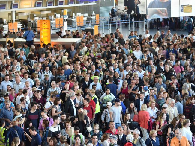 6 slightly injured in irritating substance attack at Frankfurt Airport