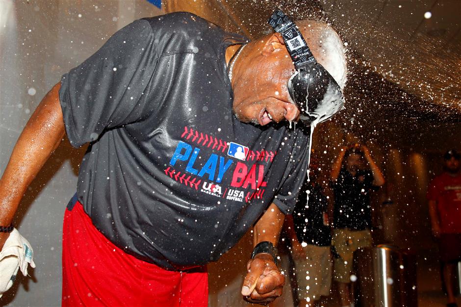 Nationals win NL East, 1st MLB team to clinch playoff spot