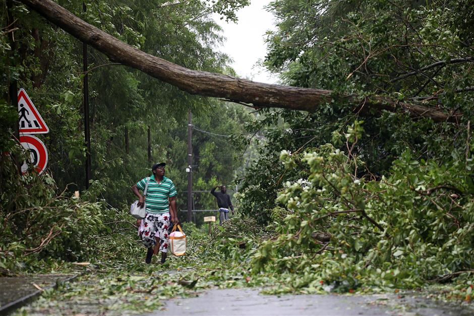 Hurricane Maria whacks Dominica