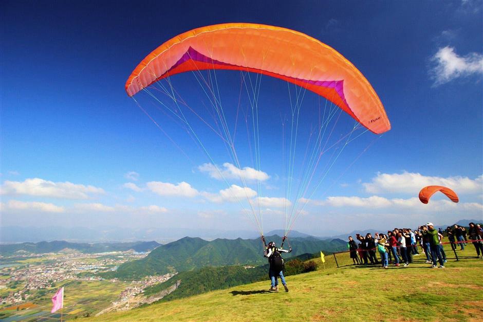 Hangzhou offers several ideal locations for the increasing popularity for extreme sports