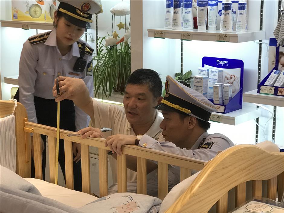 Baby beds seized over safety concerns