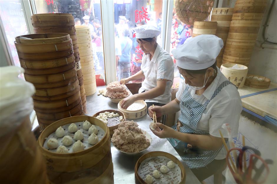 Nanxiang Xiaolong Dumpling Culture Fete kicks off