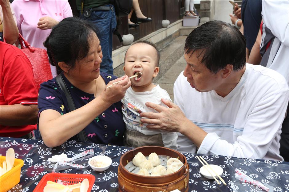 Nanxiang Xiaolong Dumpling Culture Fete kicks off