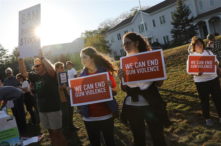 US pro-gun group agrees to curb on gun device after Las Vegas shooting