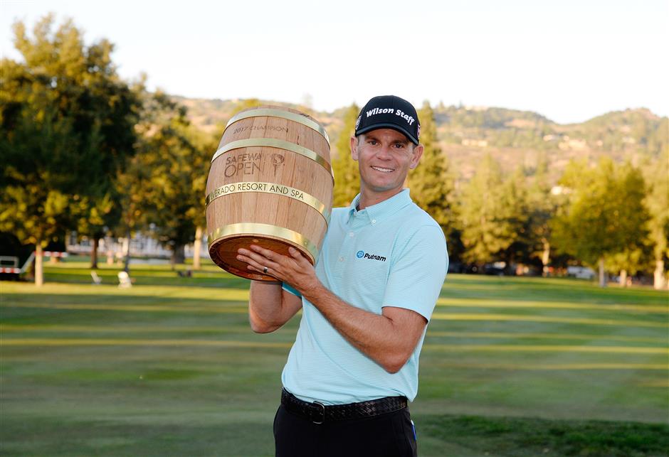 Steele retains Safeway Open crown