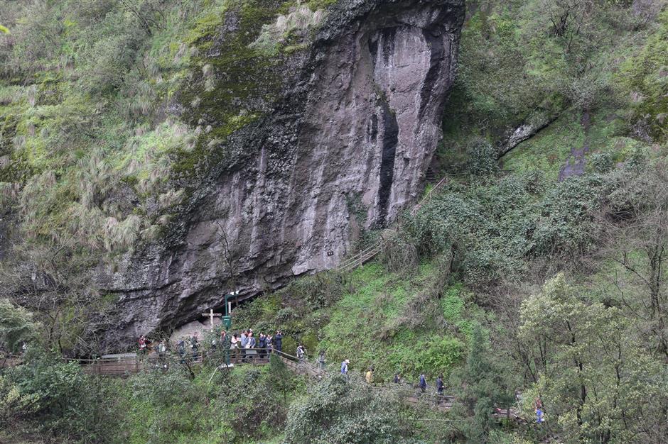 Unearthing the history and natural beauty of an ancient city