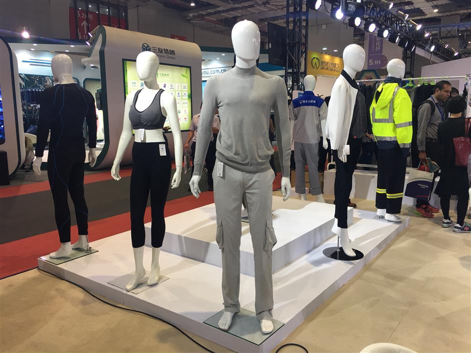 Graphene 'wonder clothing' debuts in Shanghai