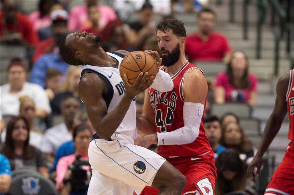 Bulls ban Portis 8 games for injuring Mirotic