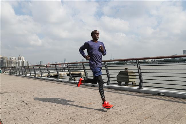 Kipchoge sets sight on marathon world record