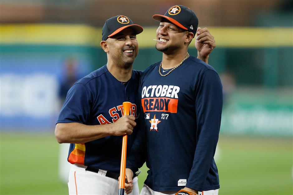 Red Sox hire Alex Cora as new manager