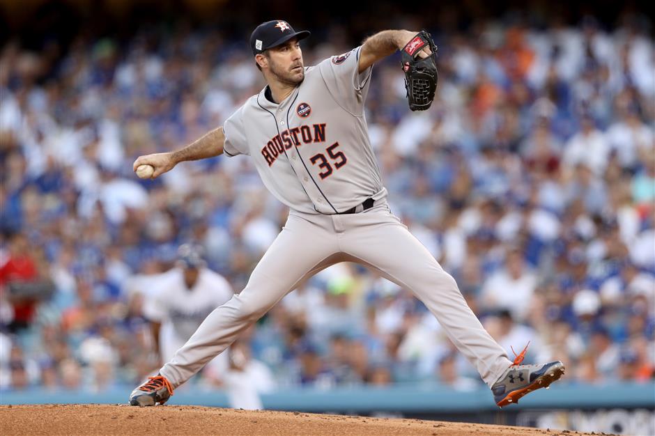 Verlander brings the heat, hollers Astros toward Game 2 win