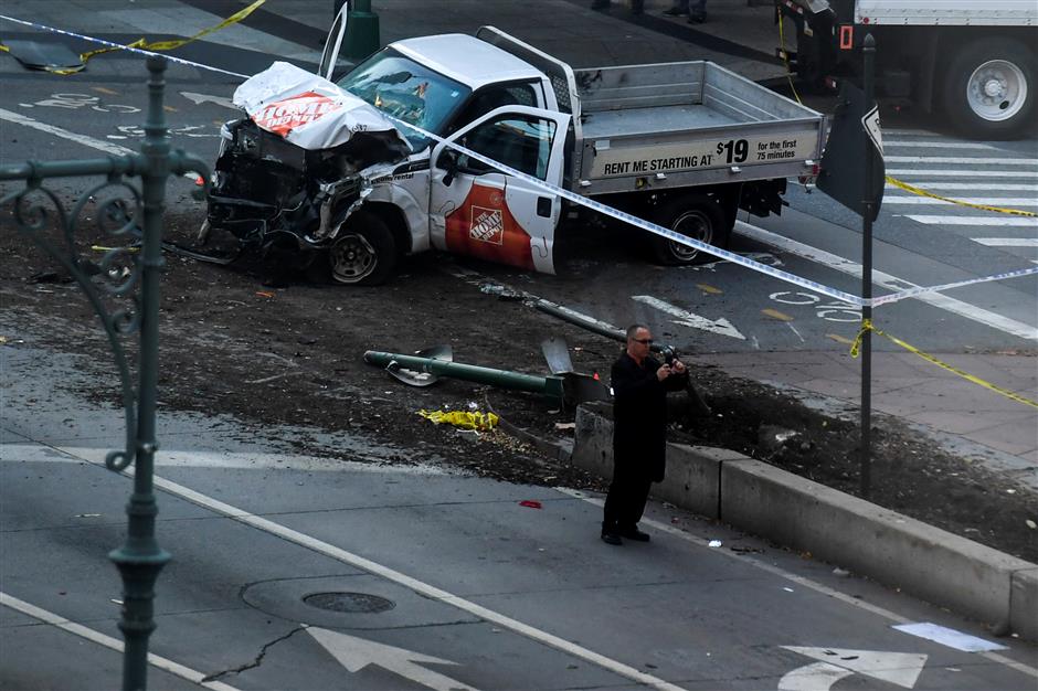 Suspect kills eight in New York truck 'act of terror'