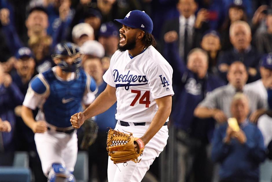 Dodgers beat Astros 3-1, force World Series to Game 7