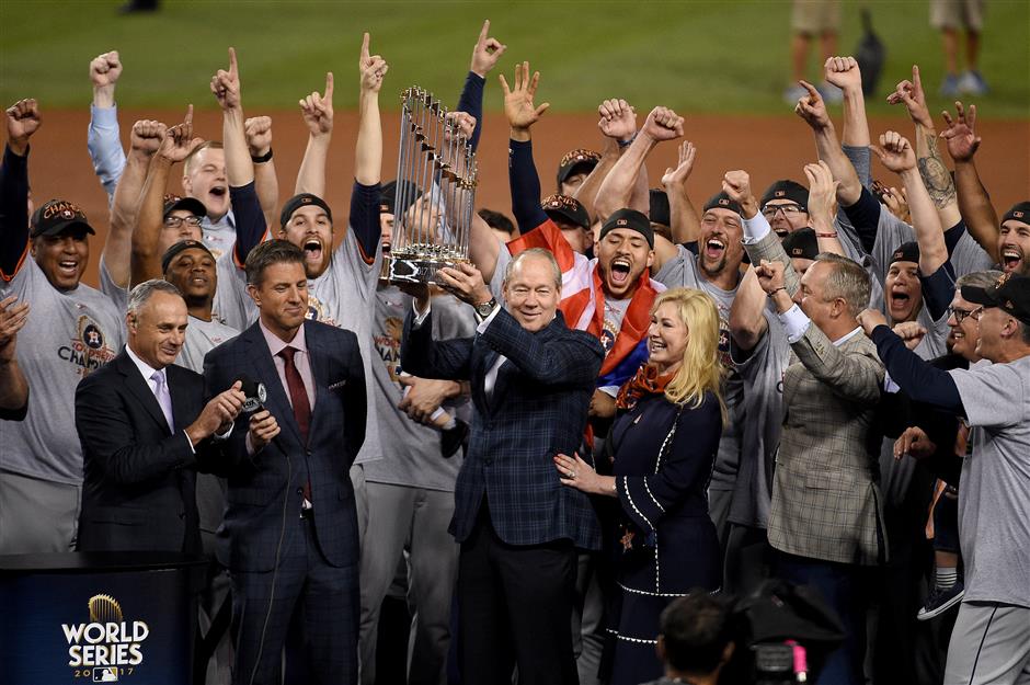 Astros win 1st World Series crown, top Dodgers 5-1 in Game 7