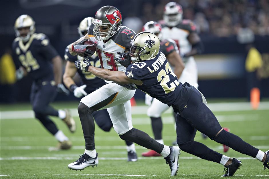 Bucs' Evans gets 1-game ban for blindside hit