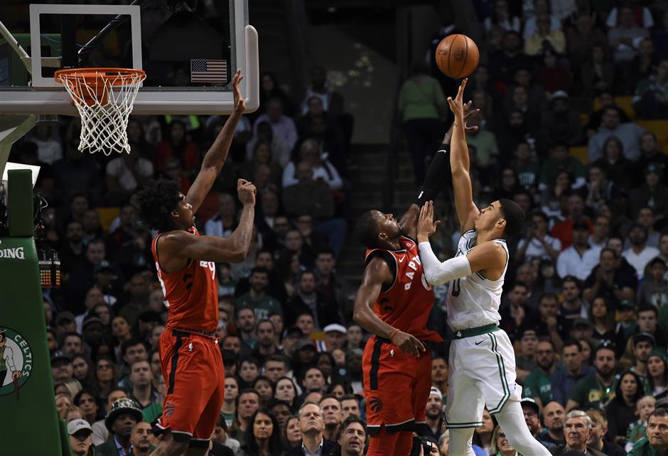 Horford leads way as Celtics win 12th straight