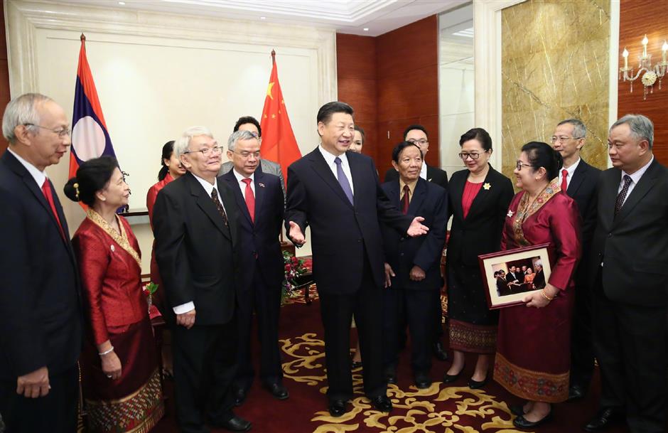 Chinese president urges young generations to advance China-Laos friendship