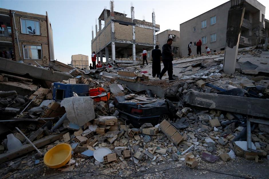 Xi offers condolences to Iran, Iraq over earthquake as death toll rises