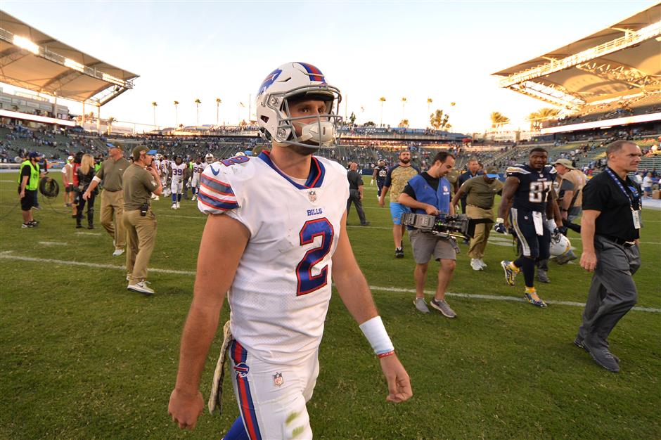 Bills reverse course in having Taylor start against Chiefs