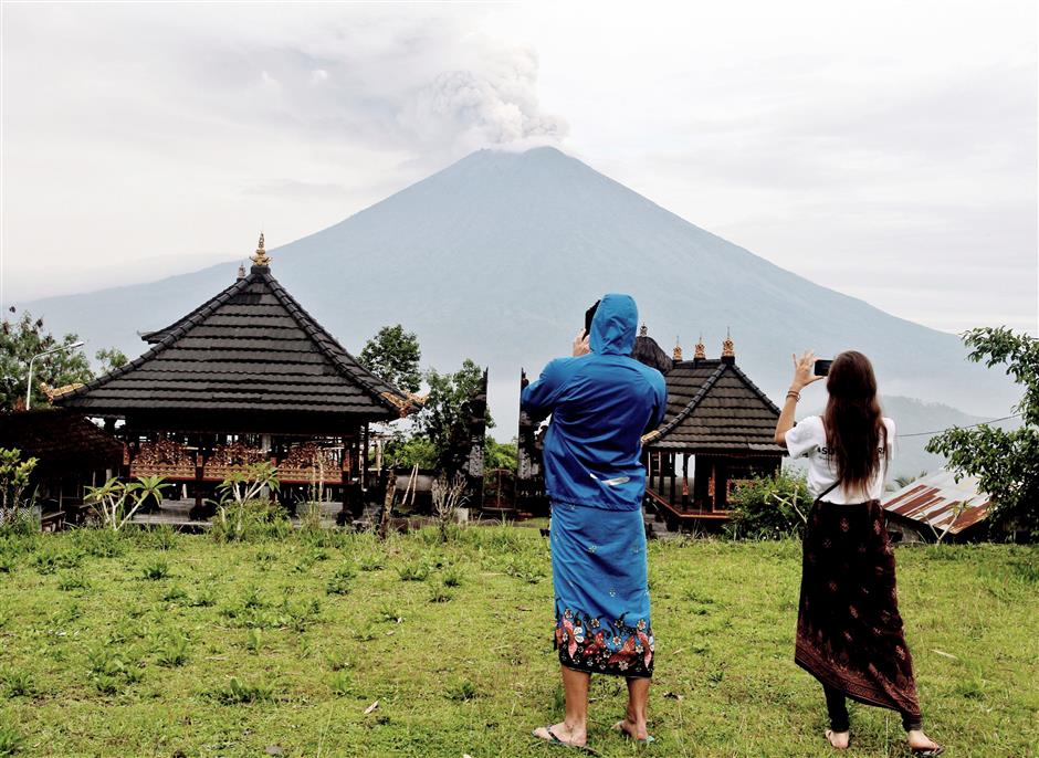 Airport in Bali reopens to flights