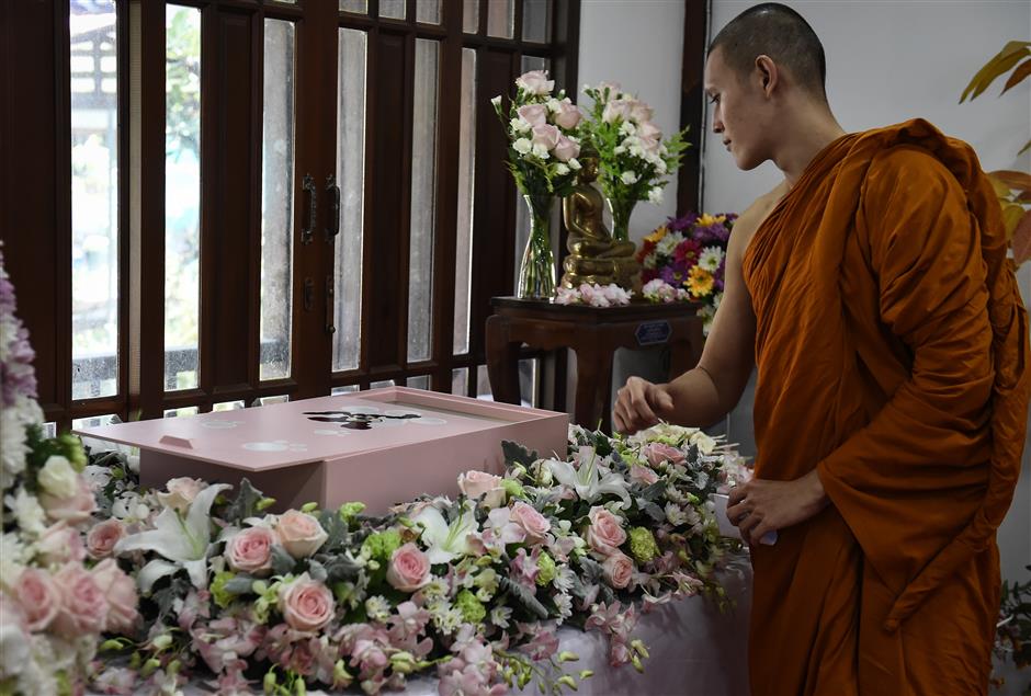 Buddhist pet cremations rising in Bangkok