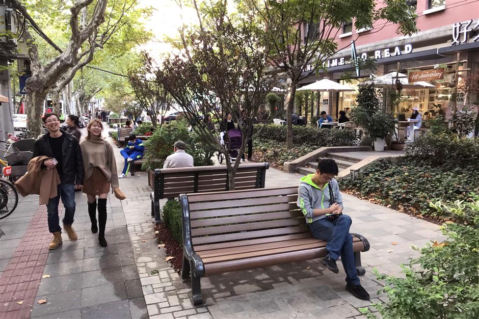 Changing faces of Shanghai sidewalks