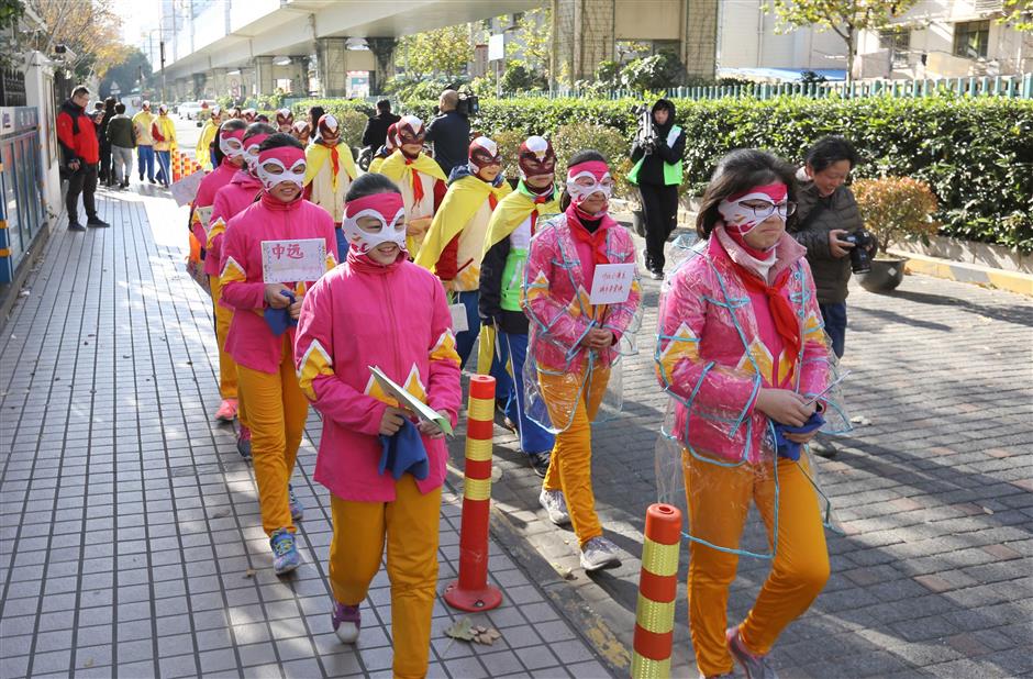 'Superhero' students join art project to protect the environment