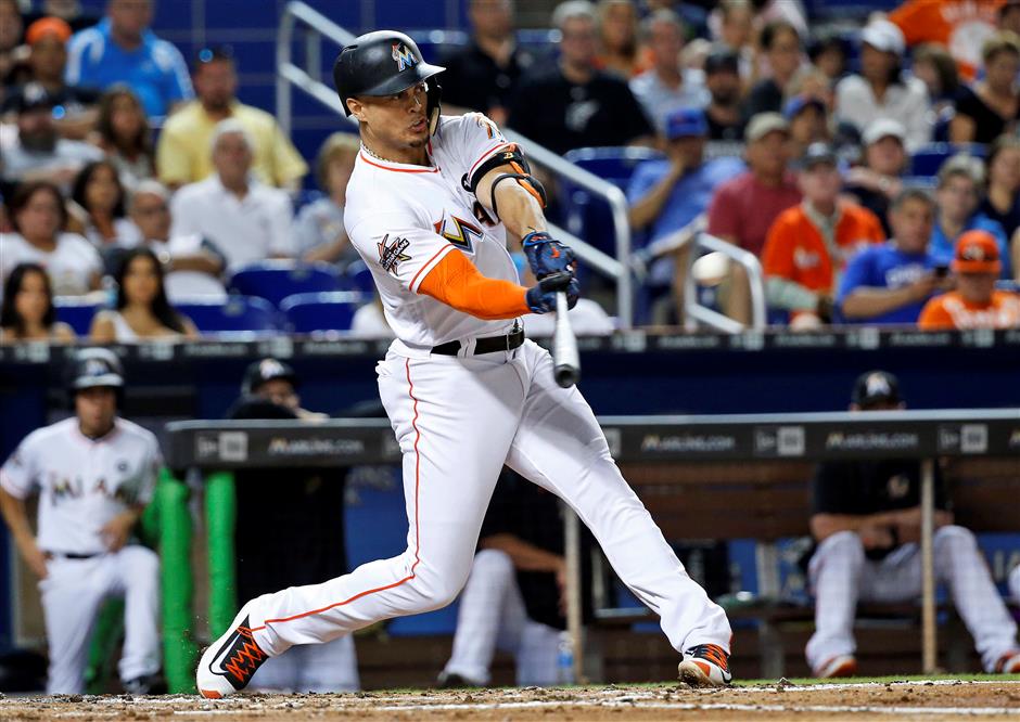 Yankees set to land MVP Stanton from Marlins