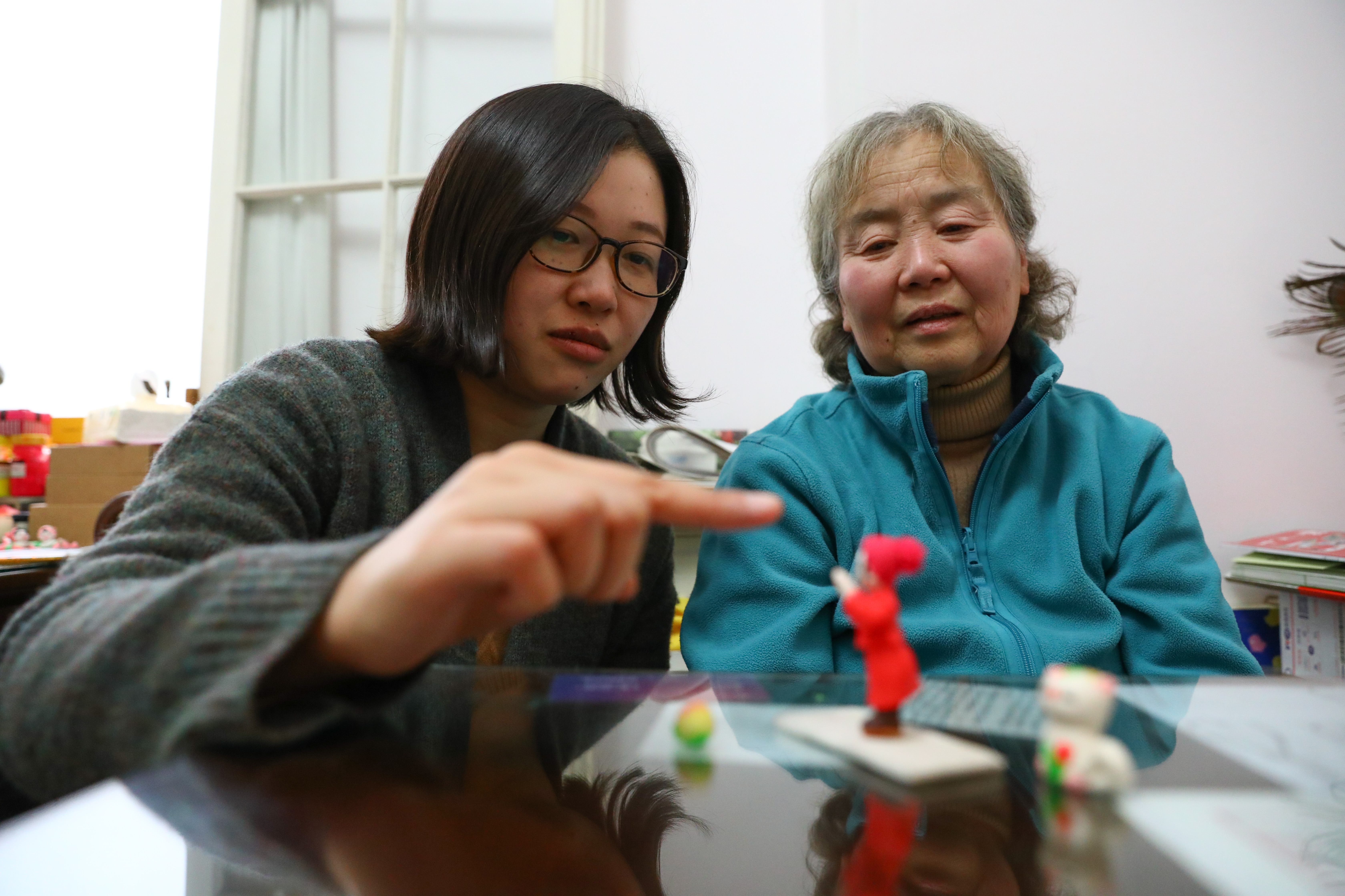 nimble fingers turn dough into delicate art