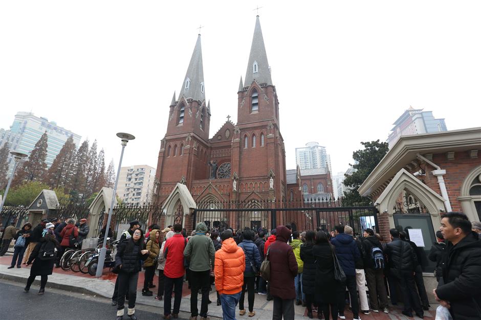 Public need to wait to enjoy renovated cathedral