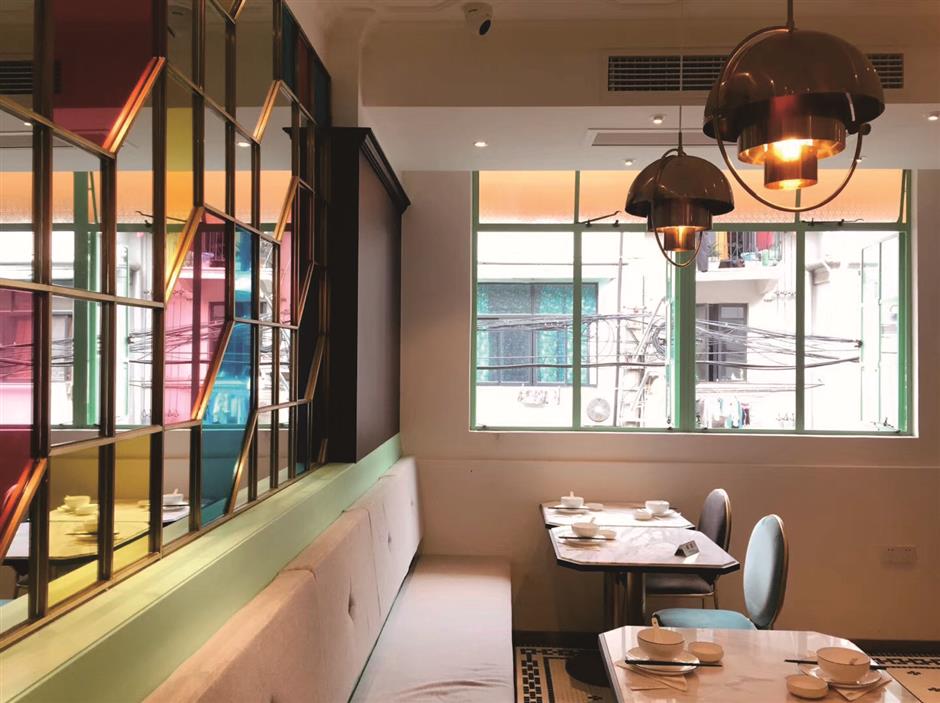 Playful, eclectic eatery dedicated to food culture