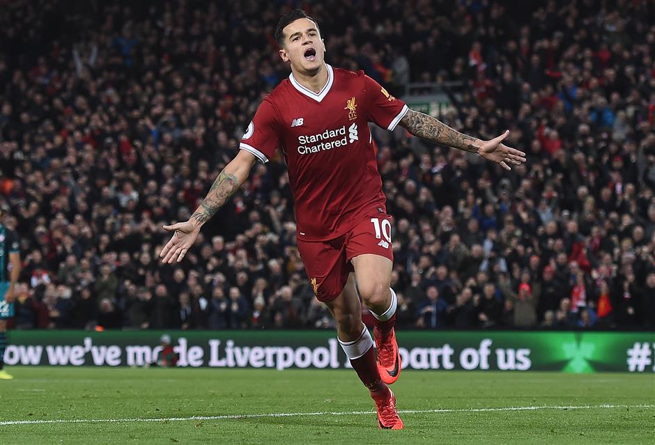 Coutinho signing a statement of Barcelona's long-term ambitions